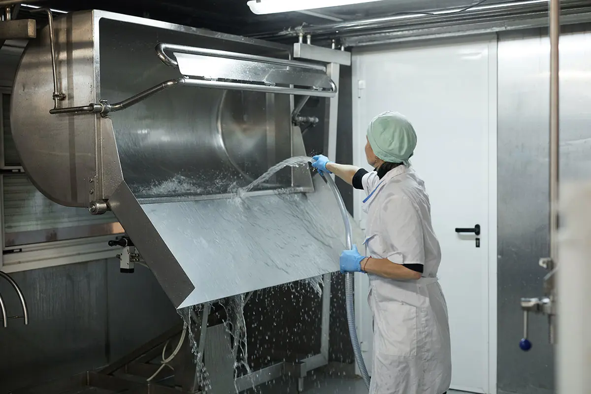 Endüstriyel Temizlik Fabrikalar ve Üretim Alanlarında Hijyenin Önemi